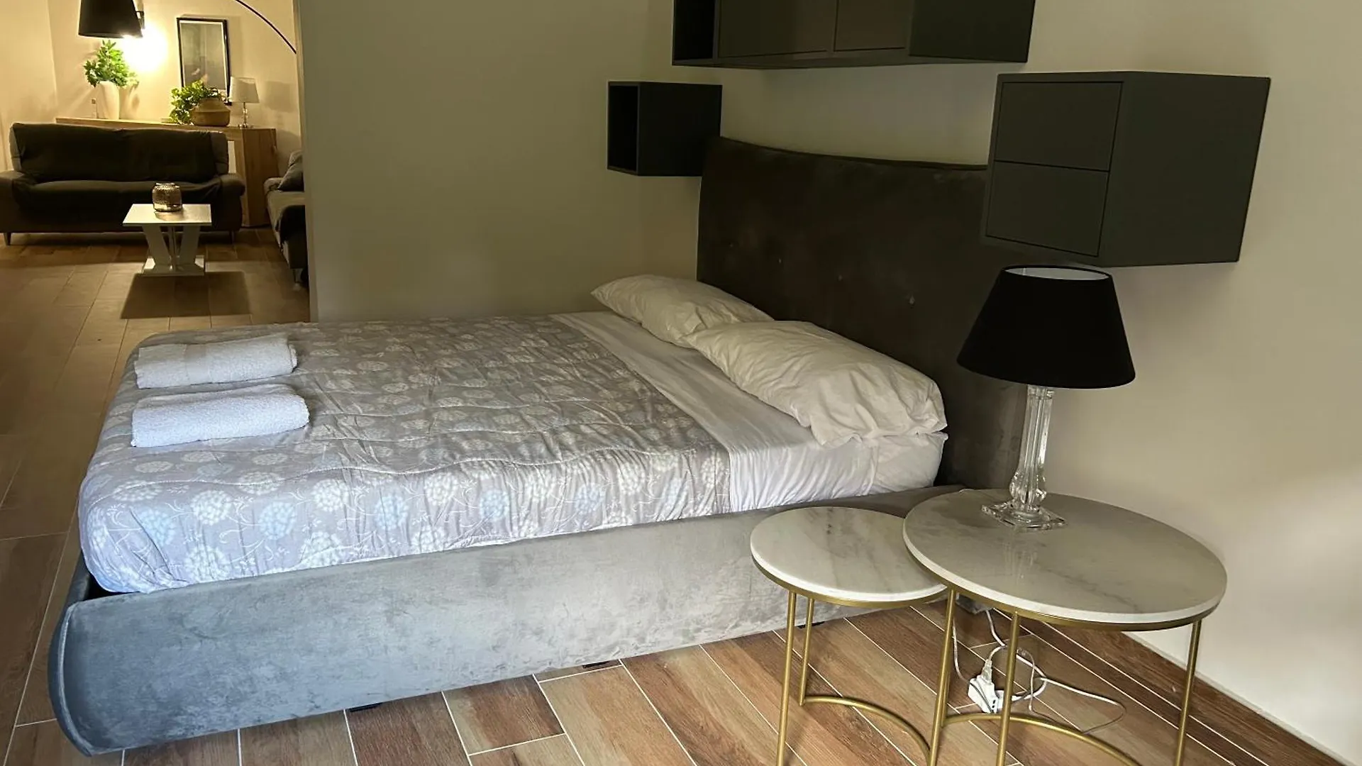 Francys Dreams Apartment Palermo 0*,  Italy